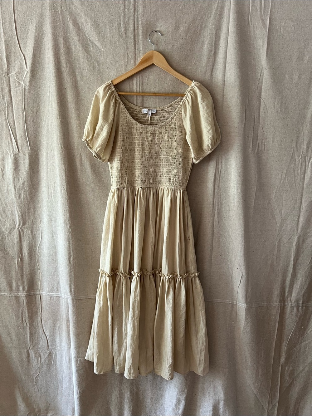Ivy City Co Cream Smocked Puff Sleeve Midi Dress